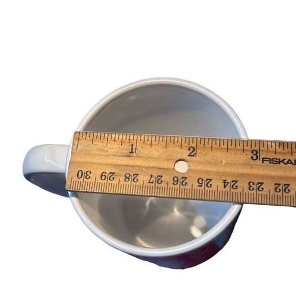 Dunkin’ Donuts Holiday 2019 Limited Edition Coffee Mug Ceramic 12oz Cup White or - Picture 2 of 7